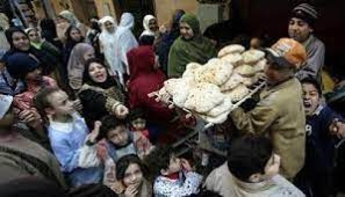 نظام الانقلاب يمهد لزيادة أسعار الخبز والوقود والكهرباء