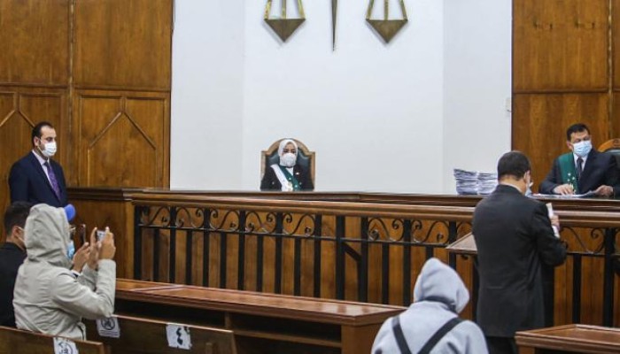 نقابة المحامين تعلّق العمل في المحاكم والنيابات بعد حبس 6 من أعضائها