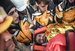 زلزال تركيا وسوريا.. ارتفاع الوفيات واستمرار العثور على ناجين