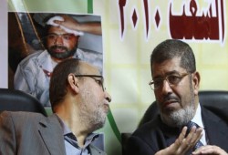 الانقلاب يدرج الشهيدين الرئيس مرسي ود. العريان على قائمة الإرهابيين بعد وفاتهما