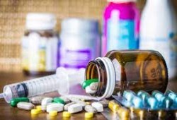 غش الدواء وأزمة الدولار تهددان حياة المرضى في مصر