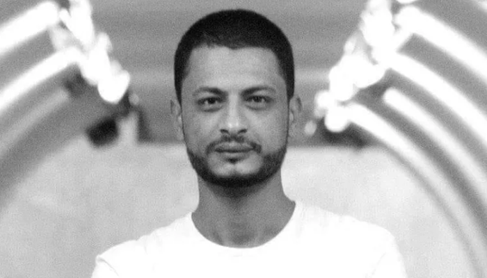 كاتب أغنية بلحة بمصر يواصل الإضراب ومنظمات تطالب بالإفراج عنه