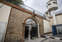 الإهمال الطبي يهدد حياة المعتقل سعيد طارق بسجن جمصة