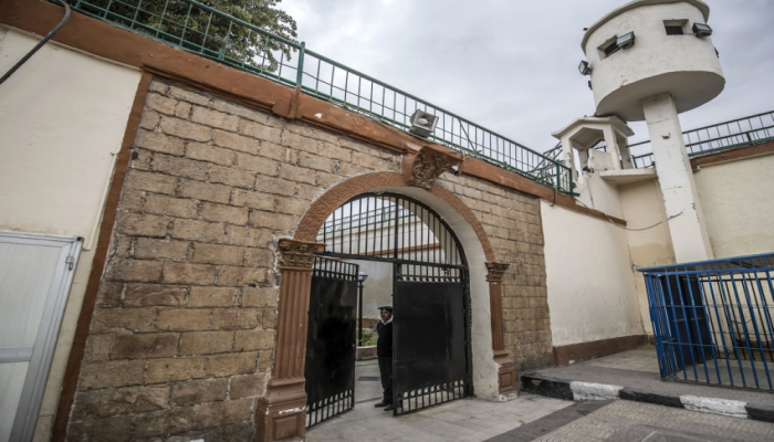 الإهمال الطبي يهدد حياة المعتقل سعيد طارق بسجن جمصة