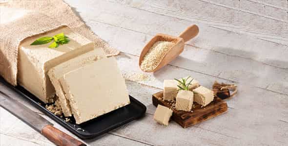 %105 ارتفاعًا في الحلاوة الطحينية وزيت السمسم بـ 450 جنيهًا