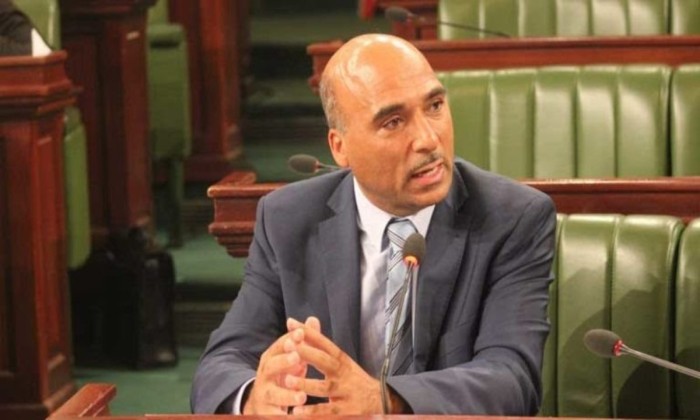 انقلاب تونس.. رئيس مكتب الغنوشي يضرب عن الطعام لاحتجازه دون تهمة