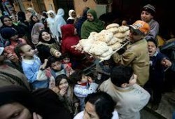 إيكونوميست: المصريون ساخطون على قائد الانقلاب