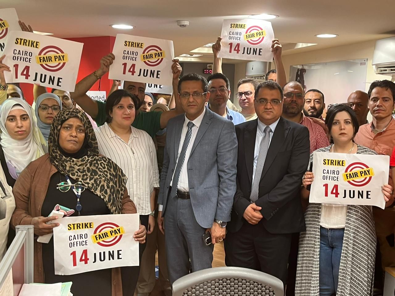 صحفيو بي بي سي بالقاهرة يضربون عن العمل