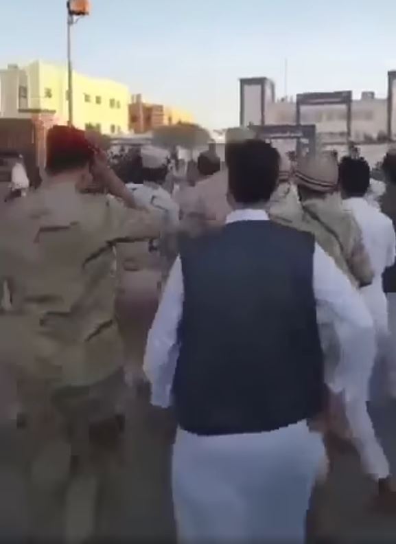 مقتل شاب على يد ضابط شرطة في مطروح