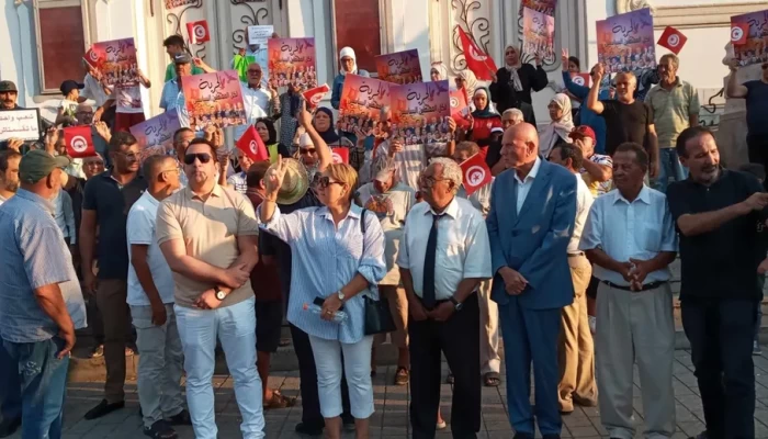 مظاهرة في تونس لأنصار جبهة الخلاص تضامنا مع المعتقلين