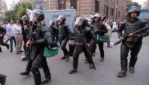 ستيفن كوك: السيسي مسكون بالخوف رغم كل ما يمارسه من قمع