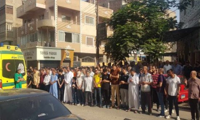 تشيع جثامين عشرات المصريين من ضحايا إعصار ليبيا