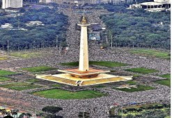 مليون ونصف يتظاهرون في إندونيسيا دعما لغزة