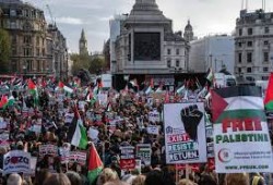 إقالة وزيرة الداخلية البريطانية بسبب انحيازها ضد المظاهرات المؤيدة لفلسطين