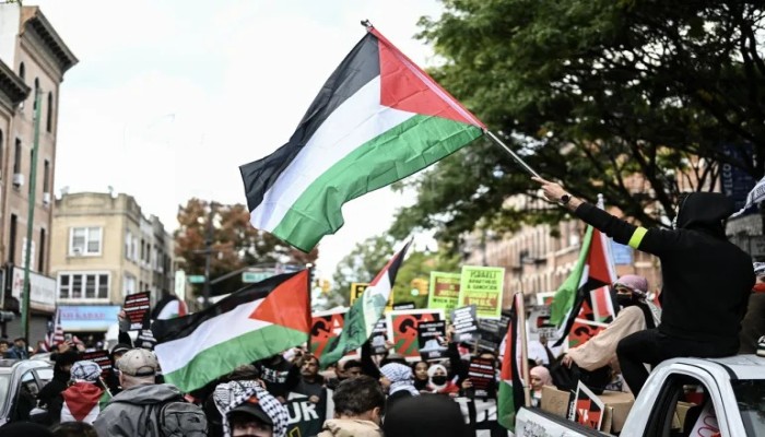 كم من فئة قليلة غلبت فئة كثيرة بإذن الله