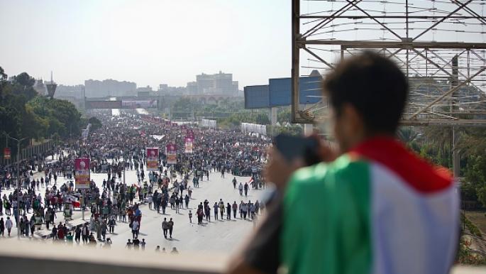 نظام الانقلاب يجدد حبس 127 مواطنا تظاهروا لنصرة غزة بينهم شاب بالمستشفى