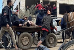 مجزرة صهيونية في غزة بحق مدنيين كانوا ينتظرون مساعدات إغاثية