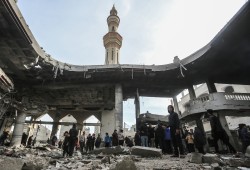 اليوم الـ130 للعدوان على غزة.. الإبادة مستمرة وتحذيرات من اجتياح رفح