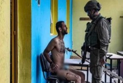 تفاصيل جديدة عن اعتقال الاحتلال حمزة أبو حليمة صاحب صورة الاعتقال عاريا