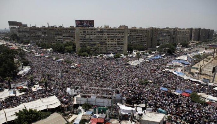 قضاء الانقلاب يصدر أحكاما جائرة على رموز وأبرياء بينهم طفل بمجزرة رابعة