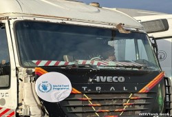 برنامج الأغذية العالمي يوقف تسليم المساعدات إلى محافظتي غزة والشمال مؤقتا