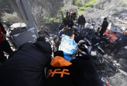 اليوم الـ140 للعدوان على غزة.. مجزرة بقصف 4 منازل وحصار مستشفيي الأمل وناصر