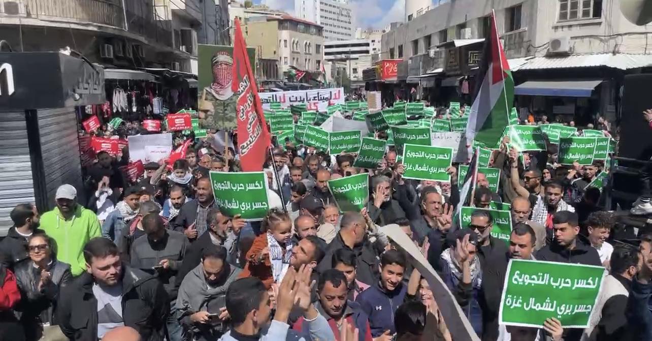 مظاهرات في الأردن تطالب بجسر برّي لكسر حصار تجويع غزة