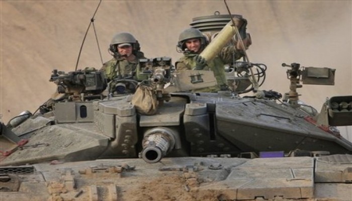 الاحتلال يستخدم مدنيين دروعًا بشرية في مجمع الشفاء ومحيطه