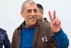 استشهاد الأسير المريض وليد دقة داخل مستشفى سجن صهيوني