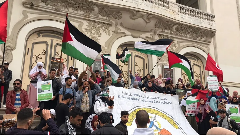 طلاب تونس يتظاهرون نصرة لغزة.. انخراط في طوفان الجامعات