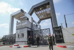 حماس: اقتحام معبر رفح يؤكد نية الاحتلال تعطيل جهود وقف إطلاق النار