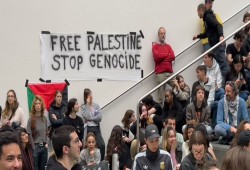 مظاهرات طلابية داعمة لفلسطين بجامعات سويسرية ونمساوية