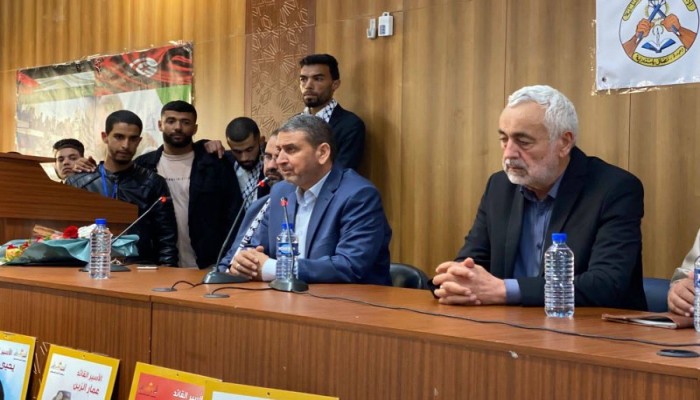 أبو زهري: المقاومة نجحت في مواجهة حرب عالمية على غزة