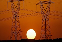 حكومة الانقلاب تقرر زيادة مدة قطع الكهرباء إلى 3 ساعات