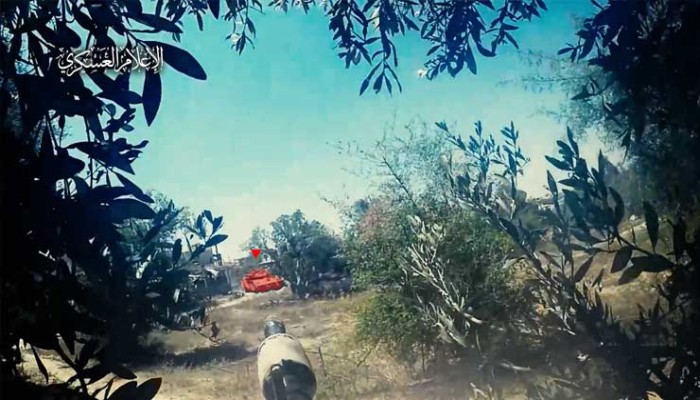 القسام تنشر مشاهد بطولية من المعارك في دير البلح