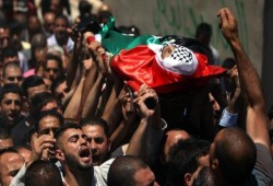 جماهير الشعب الفلسطيني تشيّع شهداء جنين وسط هتافات تطالب بالرد