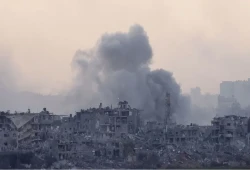 معارك ضارية في رفح.. و17 شهيدا في غارات على مخيمي النصيرات والبريج وسط القطاع