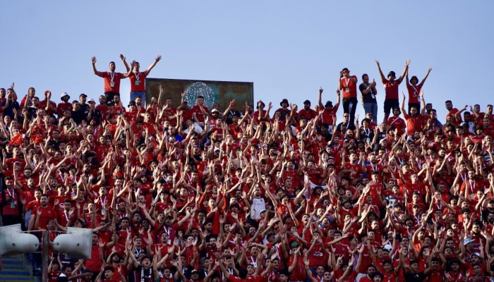 نيابة الانقلاب تجدد حبس 61 من مشجعي الأهلي بينهم رافع علم فلسطين