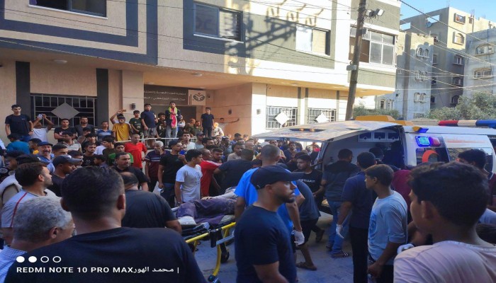 15 شهيدًا بقصف الاحتلال مدرسة تؤوي نازحين في النصيرات