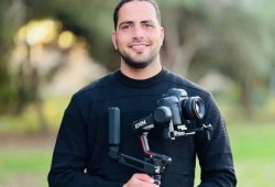 استشهاد الصحفي محمد أبو سعادة باستهداف صهيوني شرق خانيونس