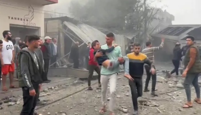 مليون نازح في دير البلح بعد تقليص الاحتلال للمنطقة الإنسانية