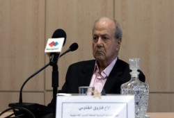 وفاة المناضل الكبير فاروق القدومي.. وحماس تنعى صاحب المبادئ الثورية