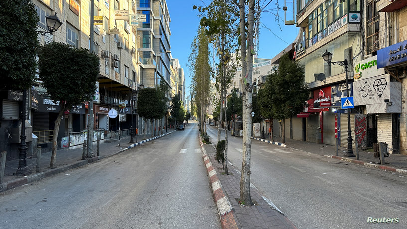 إضراب شامل بالضفة المحتلة ونداءات للنفير