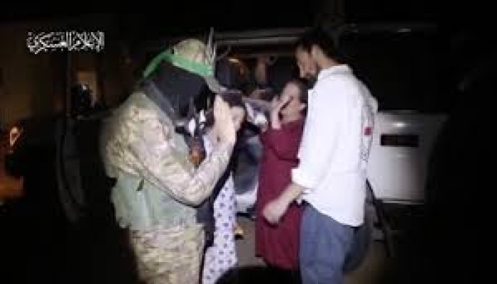 القسام ينشر تسجيلين لأسيرين صهيونيين قبل مقتلهما