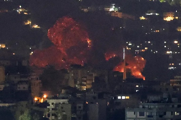 العدوان الصهيوني على لبنان.. 30 غارة على الضاحية الجنوبية وقصف طرابلس