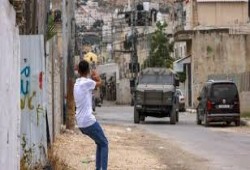 مواجهات مع الاحتلال خلال حملة دهم واعتقالات بالضفة