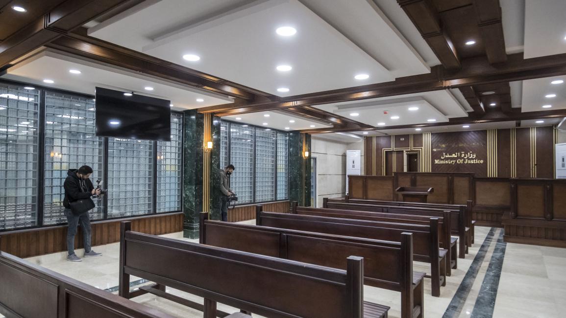 قضاء الانقلاب يقرر حبس إعلامية وطبيب ومحامٍ 45 يوماً بـ"تحالف الأمل"