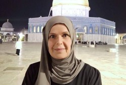 قوات الاحتلال تعتقل المرابطة المقدسية سحر النتشة