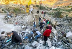 12 شهيدًا بمجزرة صهيونية في بلدة شمسطار اللبنانية