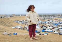 النازحون في غزة أمام مخاطر كبيرة بفعل مياه الأمطار